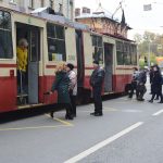 Tram_Stehend_Straße