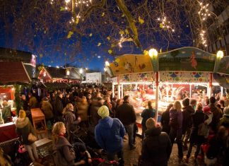 Dein Weihnachtsmarkt-Guide Hamburg 2019 Karussel auf Weihnachtsmarkt Osterstraße