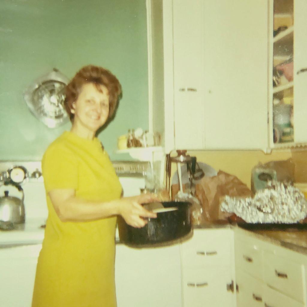 Großmutter von Wendy Brown mit Truthahn