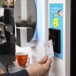 girocard_kaffeeautomat_kontaktlos_bezahlen_karte