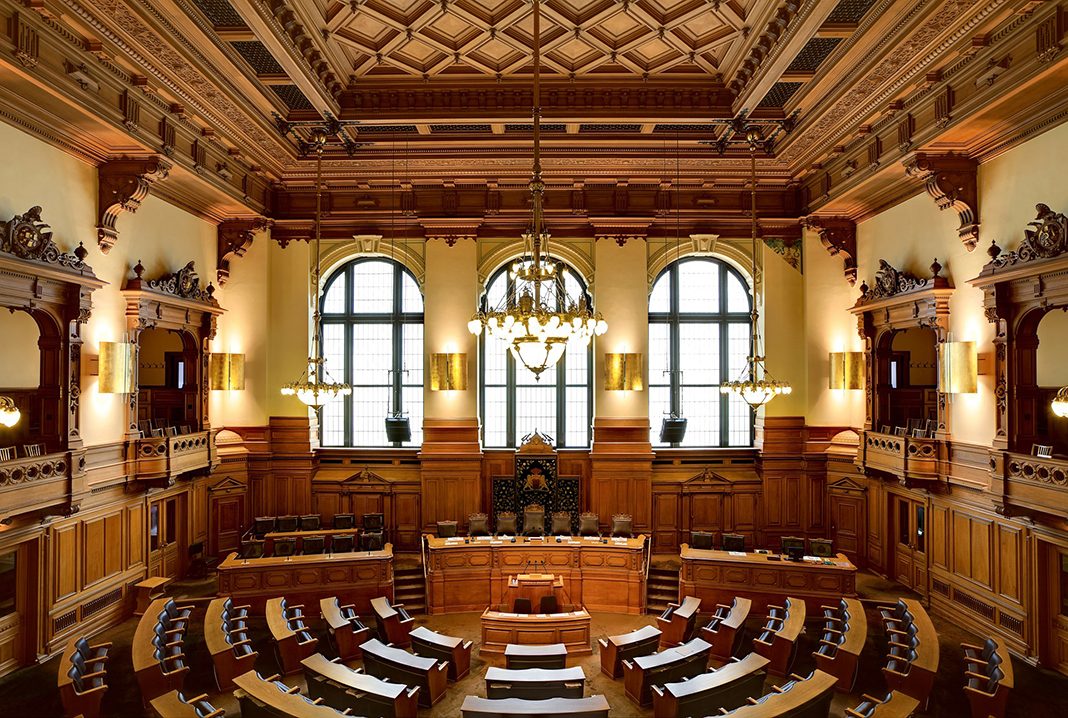 Plenarsaal der Hamburgischen Bürgerschaft. Wer wird hier nach der Bürgerschaftswahl Hamburg am 23. Februar sitzen?