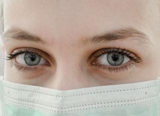 Mehr Bewerber für Ausbildung zur Pflegefachkraft Pflegeberufe augen und maske