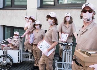 Kampnagel: Wiedereröffnung mit Live-Art-Festival Unboxing Performance Kampnagel