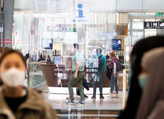 Handelskammer fordert 50 Millionen für Einzelhandel Die Hamburger Handelskammer will 50 Millionen Euro für Modernisierung von Einkaufszentren nutzen.