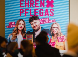 “‘Ehrenpflegas’ ist eine Katastrophe” Die Ehrenpflegas Premiere in Berlin