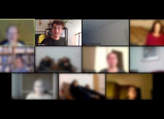 Selbstversuch: Für Lachyoga muss man gar nicht witzig sein lachyoga_online_fink_hamburg_baur_alex_titelbild