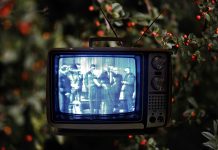 Weihnachten & Chill: Filmtipps für die Feiertage Film- und Serientipps für die festliche Zeit