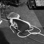 Schuhe im Proberaum der “Musikstation”, Foto: Marie Filine Abel