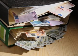 Hamburg nimmt Corona-Bußgelder in Millionenhöhe ein Mehr als 1,5 Millionene Euro Corona-Bußgelder