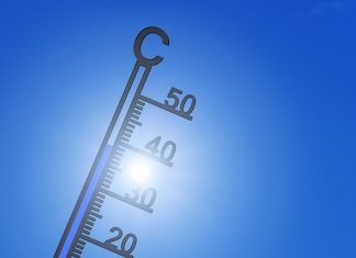 Seit zwei Jahren kein Dauerfrost in Hamburg Thermometer