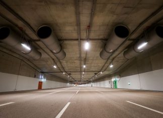 Doch keine Vollsperrung der A7 am Wochenende Die Vollsperrung aufgrund der Inbetriebnahme des Lärmschutztunnels in Hamburg-Stellingen wurde abgesagt.