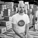 “Auf die kleinen Dinge kommt es an” Ehrenamt: Kai Weise von Hanseatic Help hilft freiwillig Kai Weise Hanseatic Help Geflüchtete Kleiderspenden