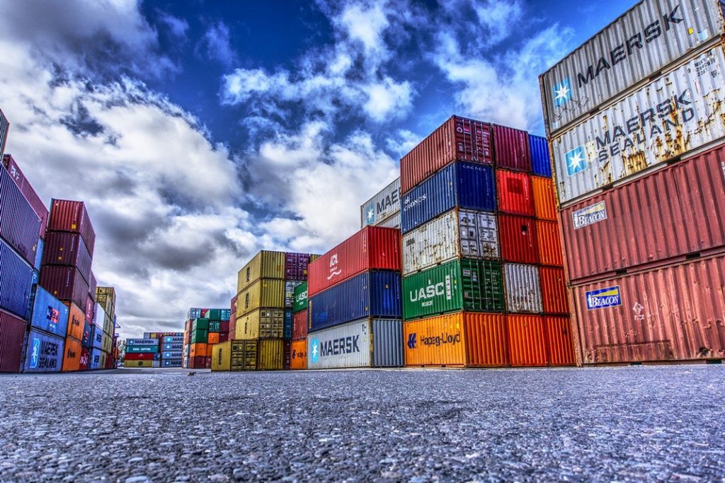 Hamburger Hafen: Gestapelte Container