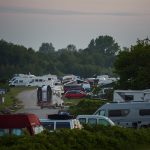 Sicherheitstipps der Polizei: Auf die Waage, bitte Operation Safe Holiday, Camper und Wohnmobile auf einem Campingplatz