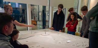 Schüler:innen bei den Sommercamps in Präsenz