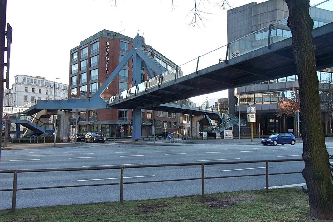 Die Cremonbrücke in der Hamburger Altstadt soll abgerissen werden.