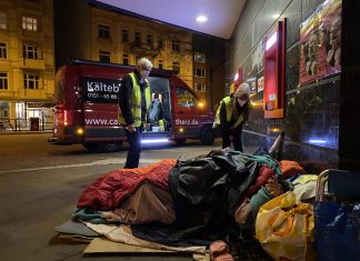 Diese Nummer solltet Ihr kennen! Die Ehrenamtlichen des Kältebus helfen Obdachlosen in Hamburg.