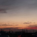 Blick_auf_HamburgerHafen_Sonnenuntergang