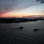 Blick_von_Elbphilharmonie_auf_Hafen_Sonnenuntergang Kopie