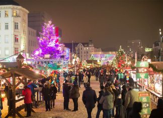 In Hamburg öffnen die Weihnachtsmärkte wieder Santa Pauli Weihnachtsmarkt in Hamburg