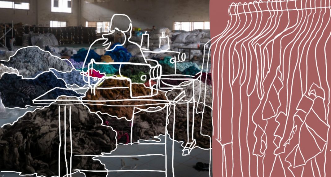 Fair Fashion? Textilabfälle in einer Lagerhalle und Illustrationen, die eine Textilarbeiterin und Kleidungsstücke an einer Kleiderstange zeigen.
