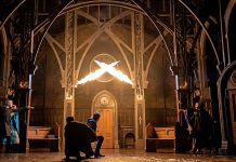 Theater extrem – Harry Potter und das verwunschene Kind Eine Szene aus dem Theaterstück Harry Potter und das verwunschene Kind