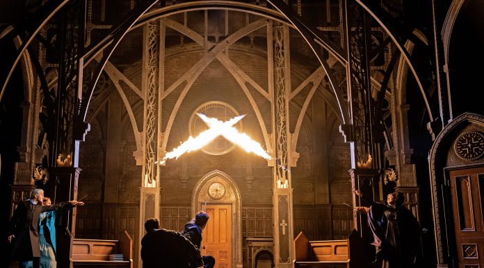 Theater extrem – Harry Potter und das verwunschene Kind Eine Szene aus dem Theaterstück Harry Potter und das verwunschene Kind