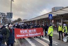 Rechtsextreme Symbole auf Anti-Corona-Demos erkennen Neonazis auf der Hamburger Anti-Corona-Demo am 22.01.2022 | Foto: Laura Wrobel