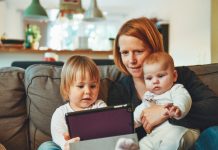 HAW-Stipendium für Alleinerziehende und Schwangere Madame Courage fördert alleinerziehende Mütter und schwangere Studierende.