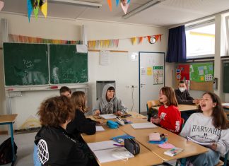 Neues Land, neue Schule, neues Leben Ukrainische Schüler in Hamburg: Eine Momentaufnahme aus dem Unterricht.
