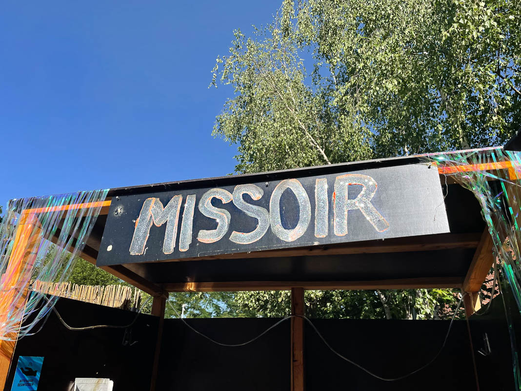Das Frauenurinal "Missoir" im Hamburger Club Südpol