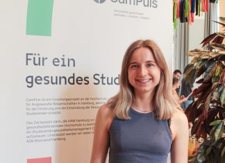 Gesundheitsfestival am Campus Berliner Tor Studierende der HAW Hamburg beim Healthyland Festival