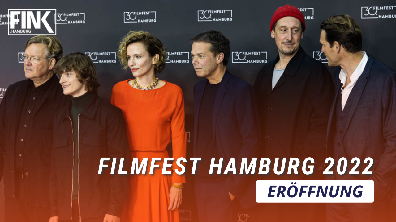 Der Cast von "Wir sind dann wohl die Angehörigen" am 29.09. auf dem roten Teppich des Filmfest Hamburg.
