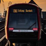U3-Sperrung dieses und nächstes Wochenende U3-Sperrung: Wagen der Ubahn-Line 3 in Richtung Schlump-Barmbek im Sonnenuntergang an den Landungsbrücken