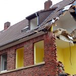 Hamburgs Klimaplan: Sanierung aller Wohngebäude Sanierungsarbeiten an einem Wohnhaus. Foto: Jan-Mallander/pixabay