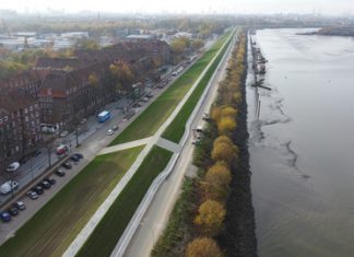 Deicherhöhung in Wilhelmsburg abgeschlossen Deicherhöhung des Klütjenfelder Hauptdeichs: ein Foto aus der Vogelperspektive.