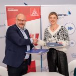 Metaller bekommen deutlich mehr Geld Einigung im Tarifstreit zwischen IG Metall und Nordmetall: