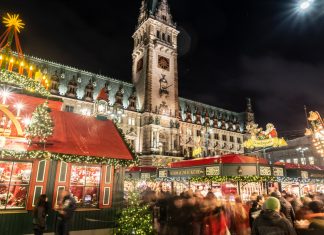 Die Weihnachtsmarkt-Karte für Hamburg Weihnachtsmärkte in Hamburg: der Roncalli Weihnachtsmarkt am Rathaus.