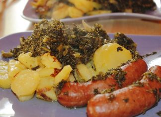 Es geht um die Wurst Würste in Norddeutschland: Grünkohl, Kartoffel und Pinkel