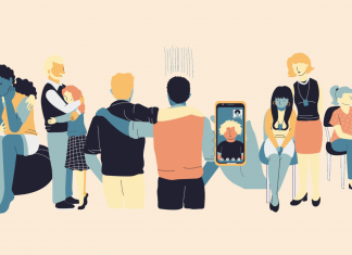 Trauerbegleitung: “Da habe ich noch nie mit jemandem drüber gesprochen” Menschen, die von anderen getröstet werden. In Trauer sollte man nicht alleine sein.