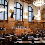 Die Hamburgische Bürgerschaft begrüßt die neuen Senatorinnen Melanie Schlotzhauer und Karen Pein. Foto:  Senatskanzlei Hamburg