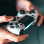 Nächstes Jahr werden viele Games veröffentlicht. Worauf die FINK.HAMBURG Redaktion sich besonders freut lest ihr hier. Foto: Sora Khan/Unsplash