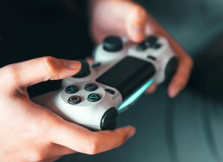 Diese Games spielen wir in 2023 Nächstes Jahr werden viele Games veröffentlicht. Worauf die FINK.HAMBURG Redaktion sich besonders freut lest ihr hier. Foto: Sora Khan/Unsplash
