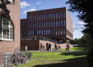 HAW Hamburg gehackt: Das gilt jetzt für Studenten und Beschäftigte HAW Hamburg Campus Medien, Information und Design