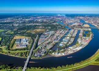 Dritter Arbeiter nach Stickstoff-Unfall bei Aurubis gestorben Luftaufnahme vom Aurubis-Werk in Hamburg, wo es zum Stickstoff-Unfallkam