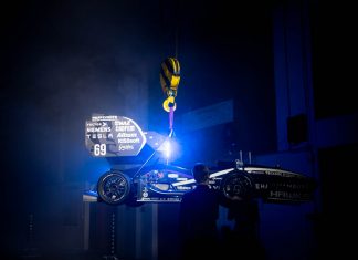 Aus der Hochschule an den Hockenheimring Rennwagen von HAWKS Racing