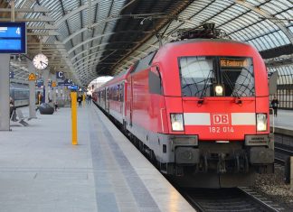 Hamburgs Regional- und Fernverkehr weitgehend planmäßig Bild eines Fernzugs der Deutschen Bahn