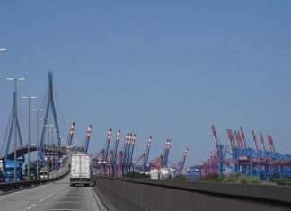 Nach Rohrbruch: Köhlbrandbrücke wieder eingeschränkt befahrbar Köhlbrandbrücke