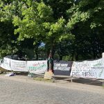 Nahe der Uni Hamburg: Palästina-Mahnwache wird verlängert Mahnwache Hamburg am Dammtor.