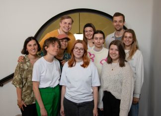 Podcast: Hamburg wählt Europa Gruppenfoto des EU-Podcast-Teams